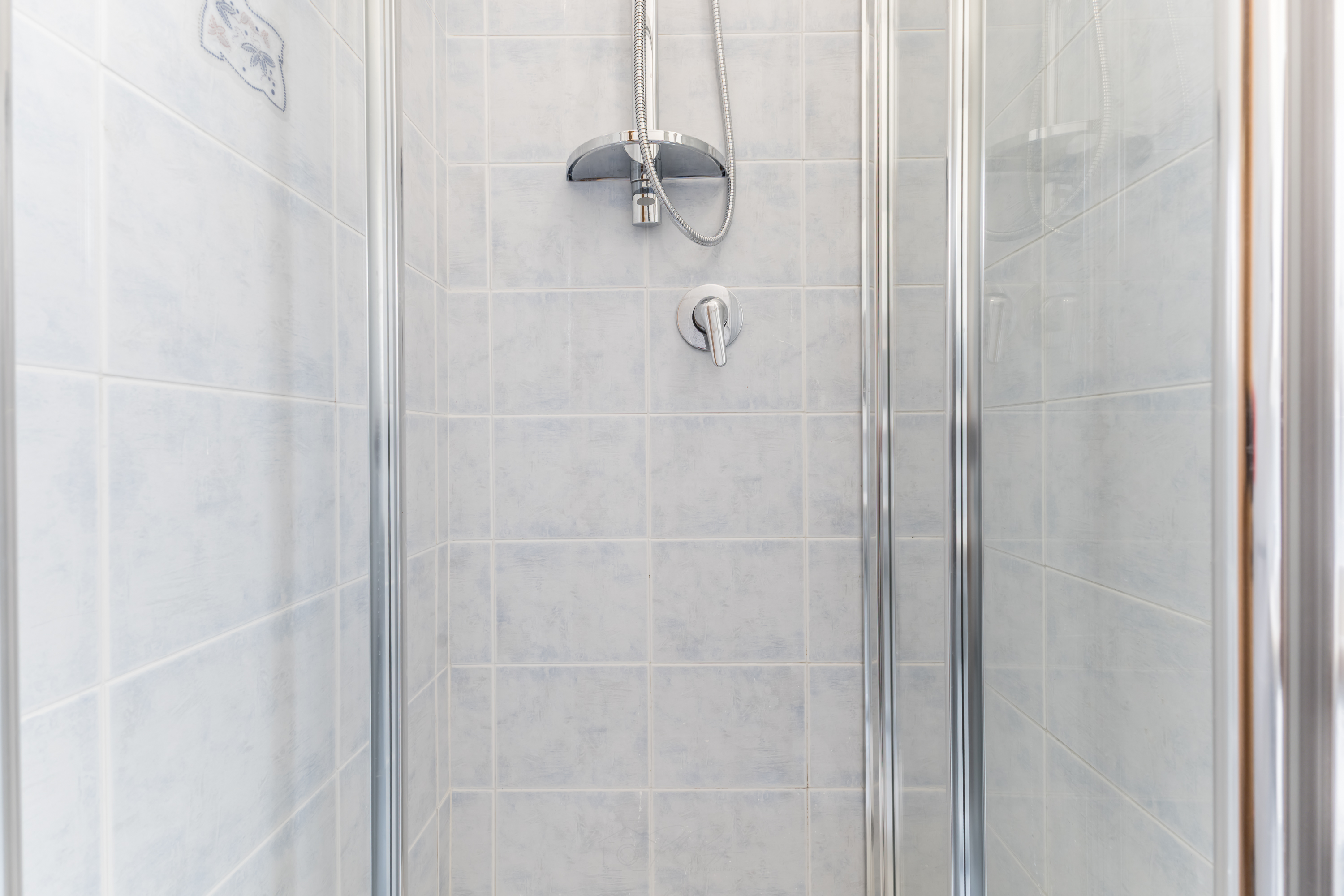 Bathroom — Aventino 37